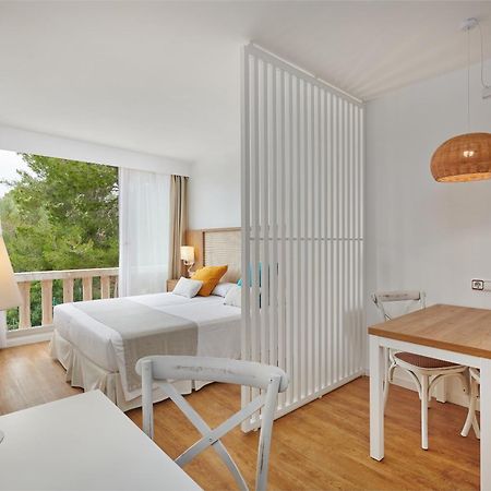 Hotel Apartamentos Cala ซานตานยี ภายนอก รูปภาพ
