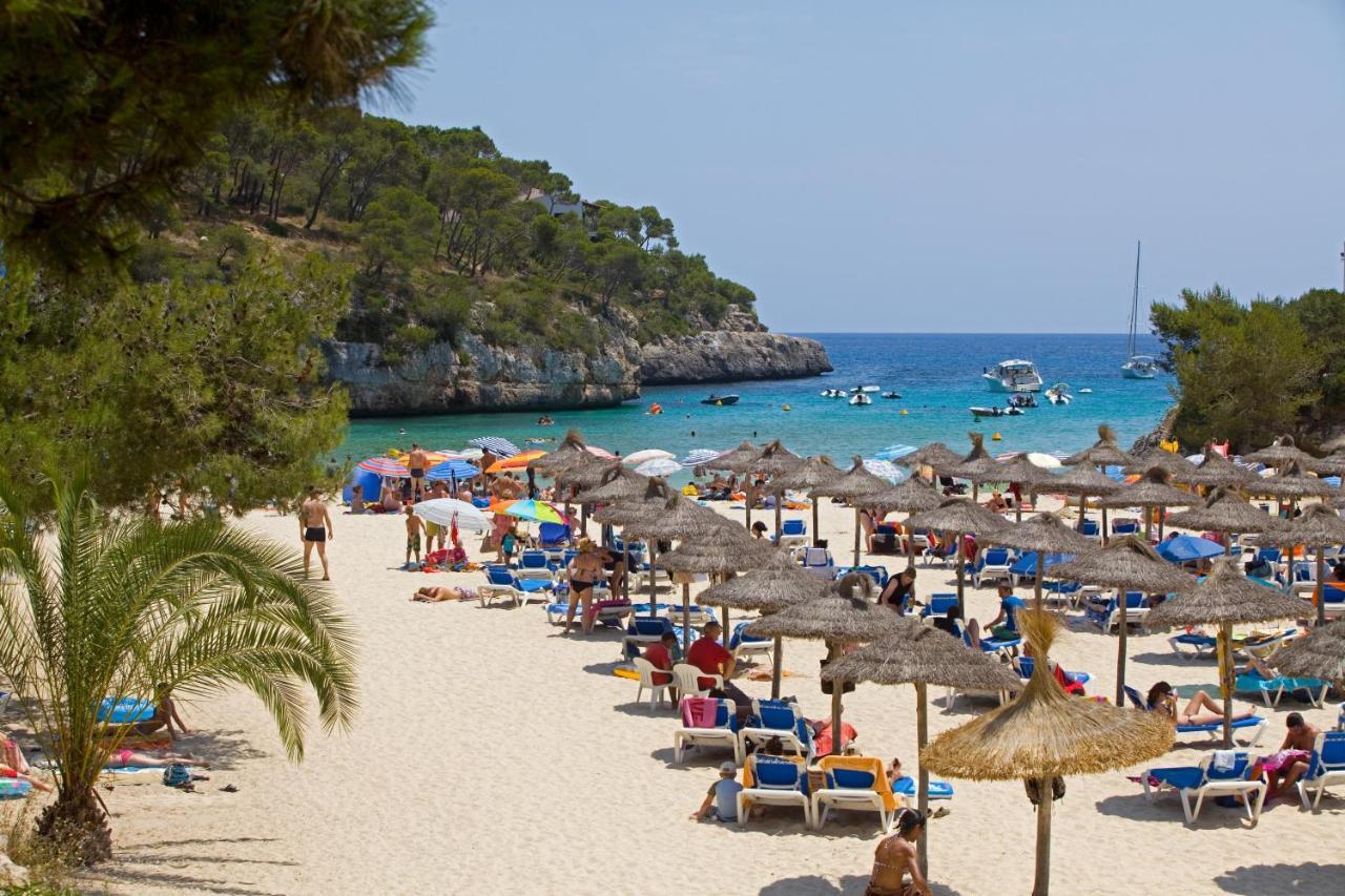 Hotel Apartamentos Cala ซานตานยี ภายนอก รูปภาพ
