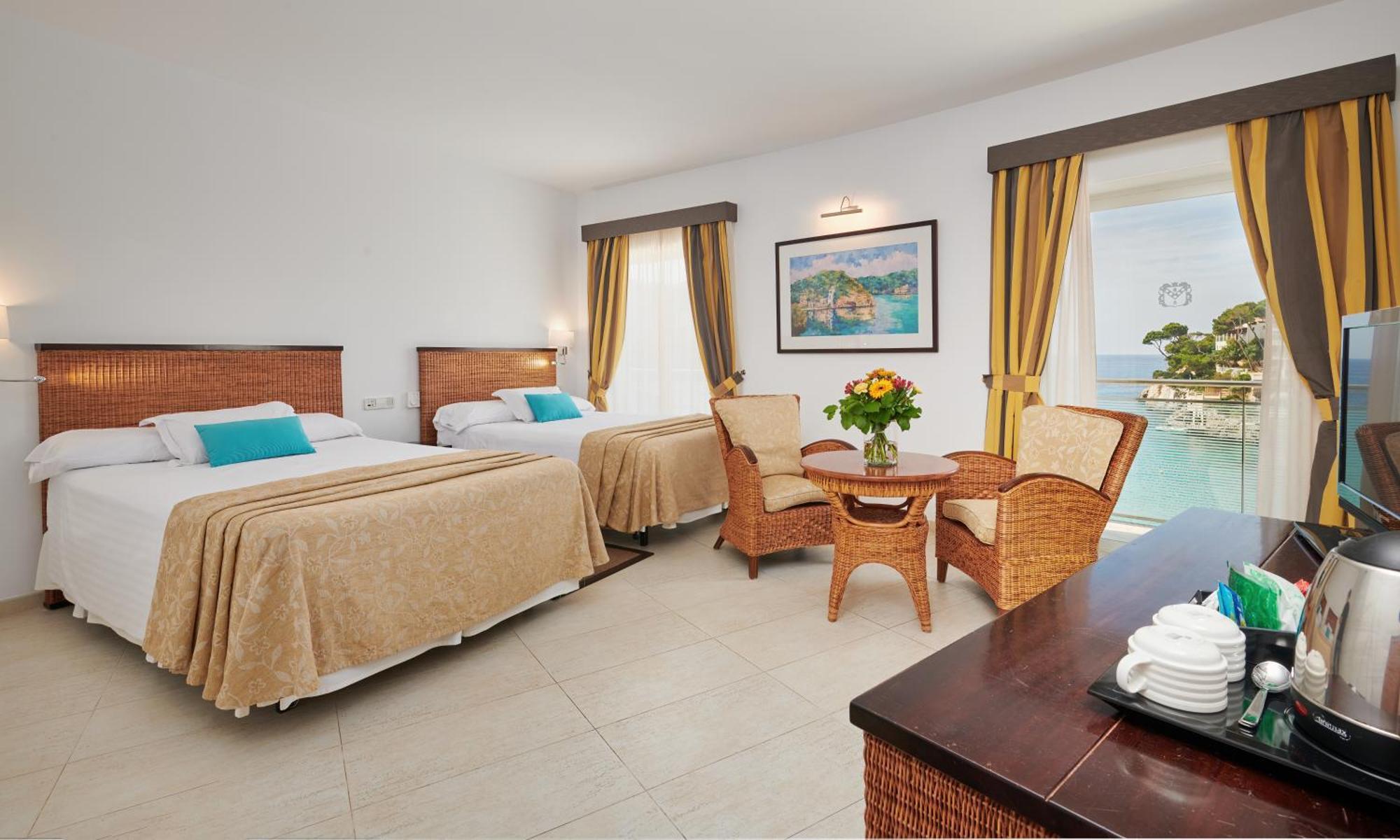 Hotel Apartamentos Cala ซานตานยี ภายนอก รูปภาพ