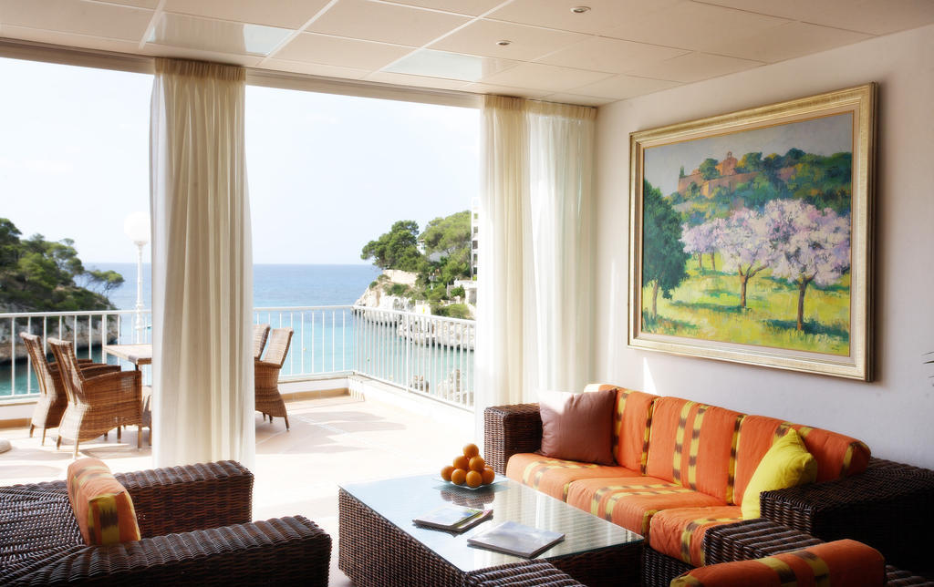 Hotel Apartamentos Cala ซานตานยี ภายนอก รูปภาพ