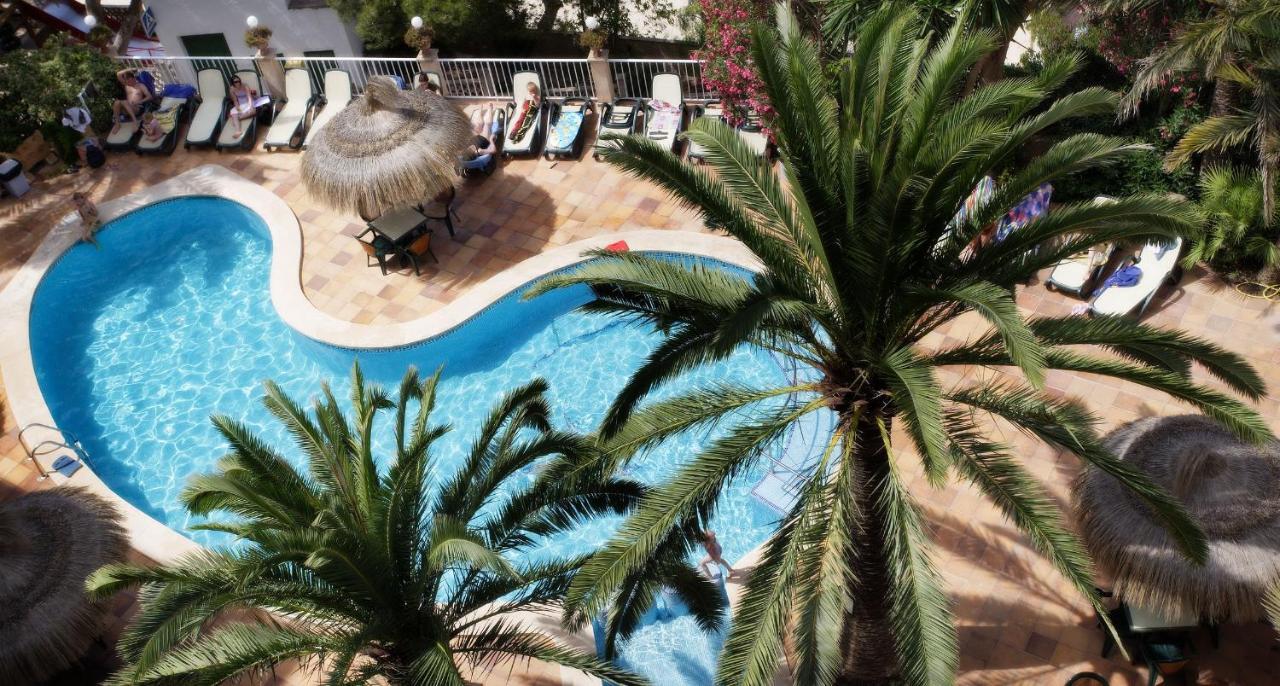 Hotel Apartamentos Cala ซานตานยี ภายนอก รูปภาพ
