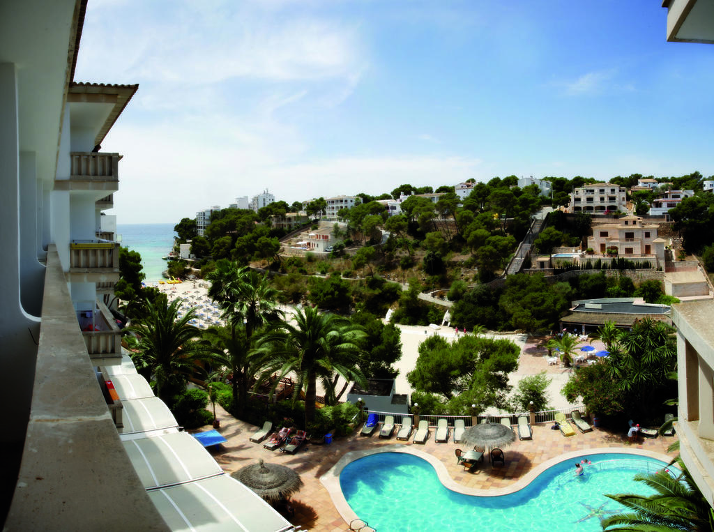 Hotel Apartamentos Cala ซานตานยี ภายนอก รูปภาพ